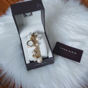 Anne klein beaded bracelet gold tone pearls
